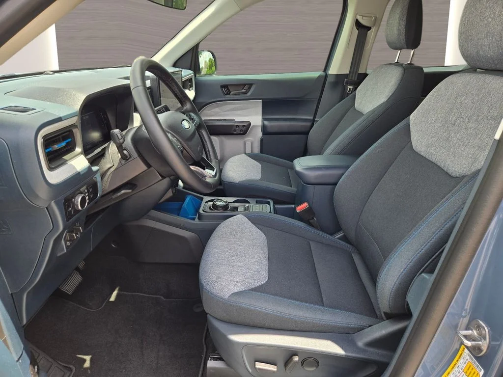 Used 2025 Gray Ford XLT image 23