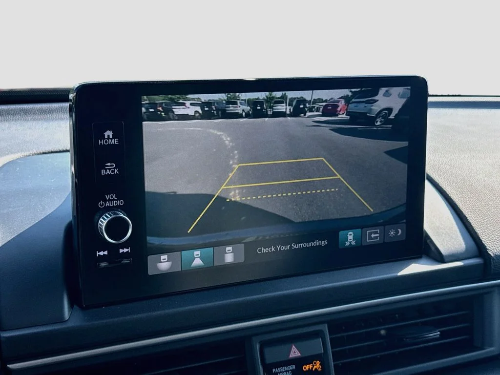 2025 Honda Pilot EX-L - Photo 17