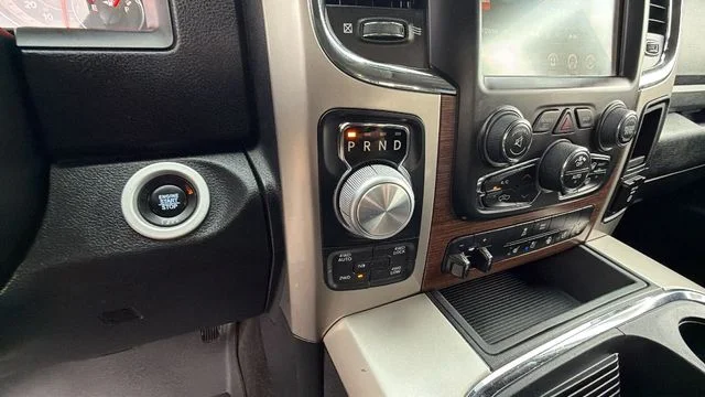 2017 RAM Ram 1500 Pickup Laramie - Photo 26