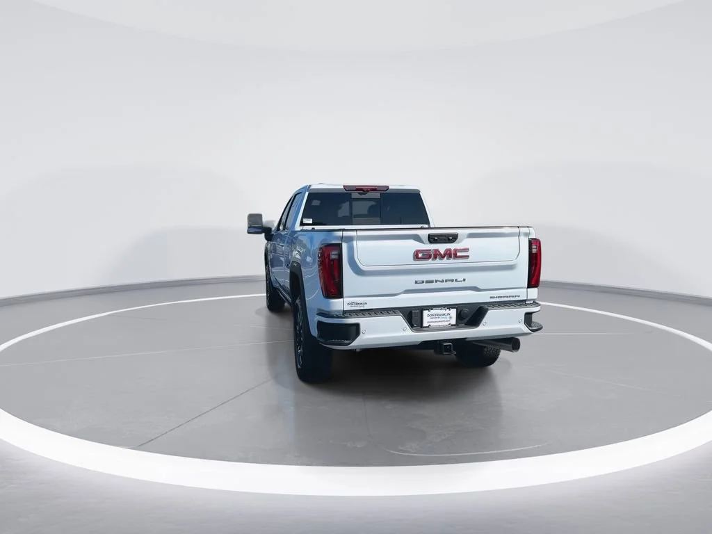 Used 2026 Glacier White Tricoat GMC Denali image 7
