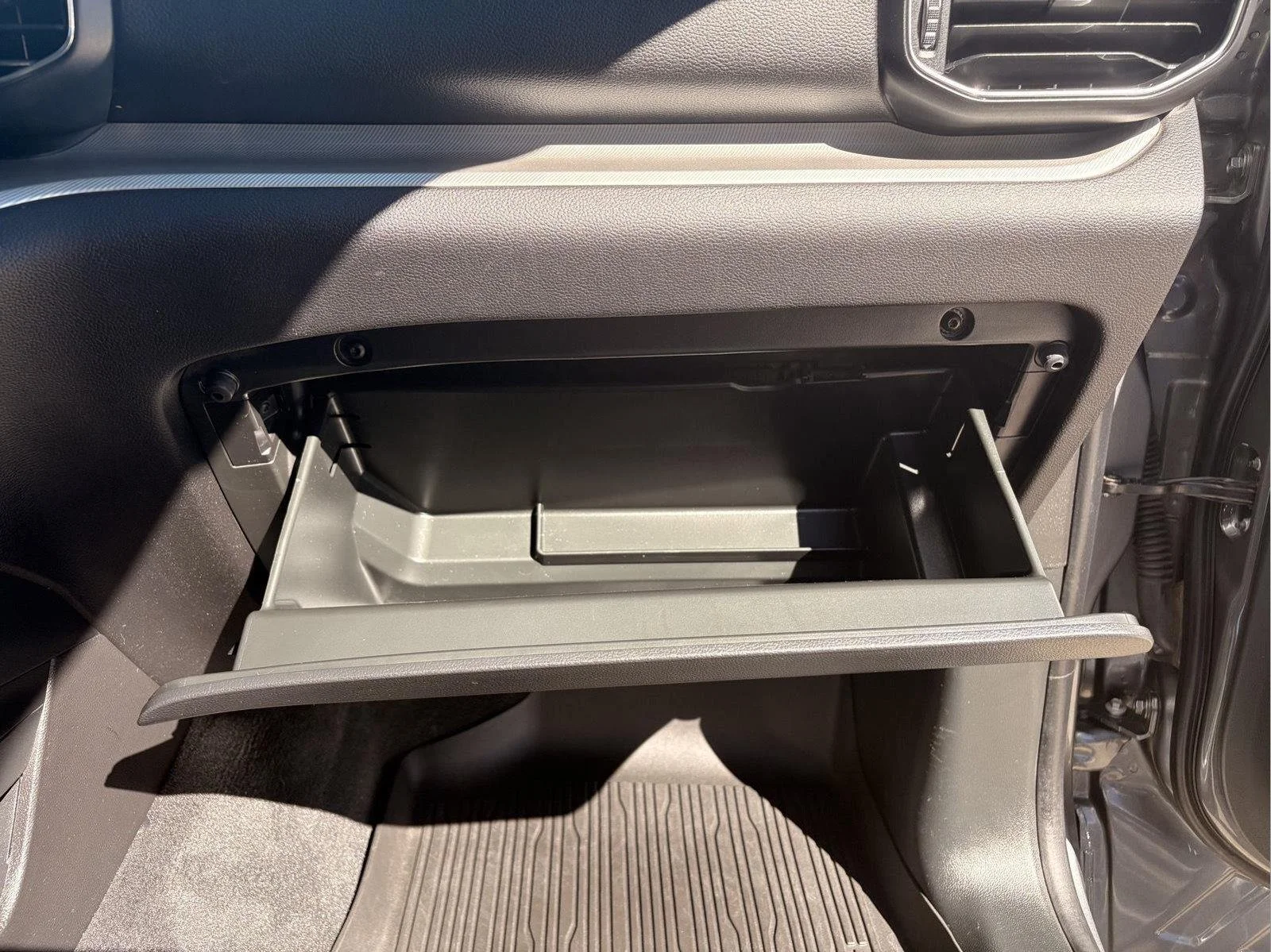 Used 2023 Carbonized Gray Ford XLT image 14