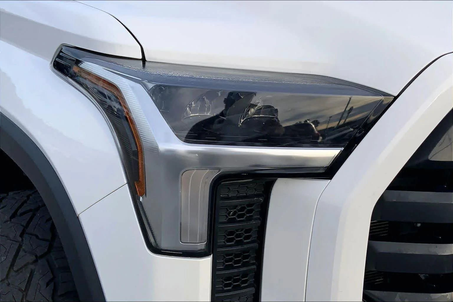 Used 2023 Ice Cap Toyota SR5 image 24