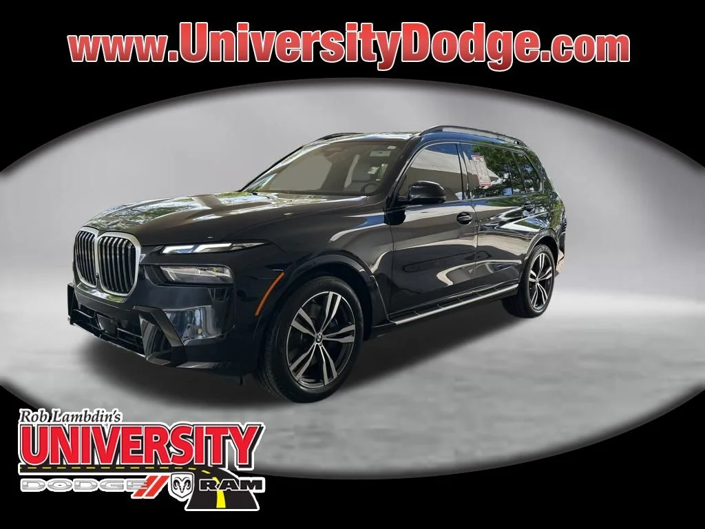 2023 BMW X7 xDrive40i's photo