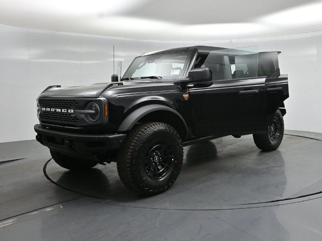 New 2026 Shadow Black Ford Badlands image 27