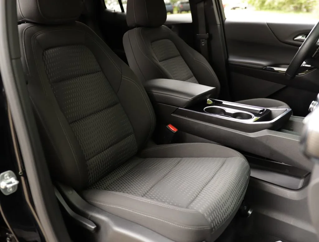 2025 Chevrolet Equinox LT - Photo 29
