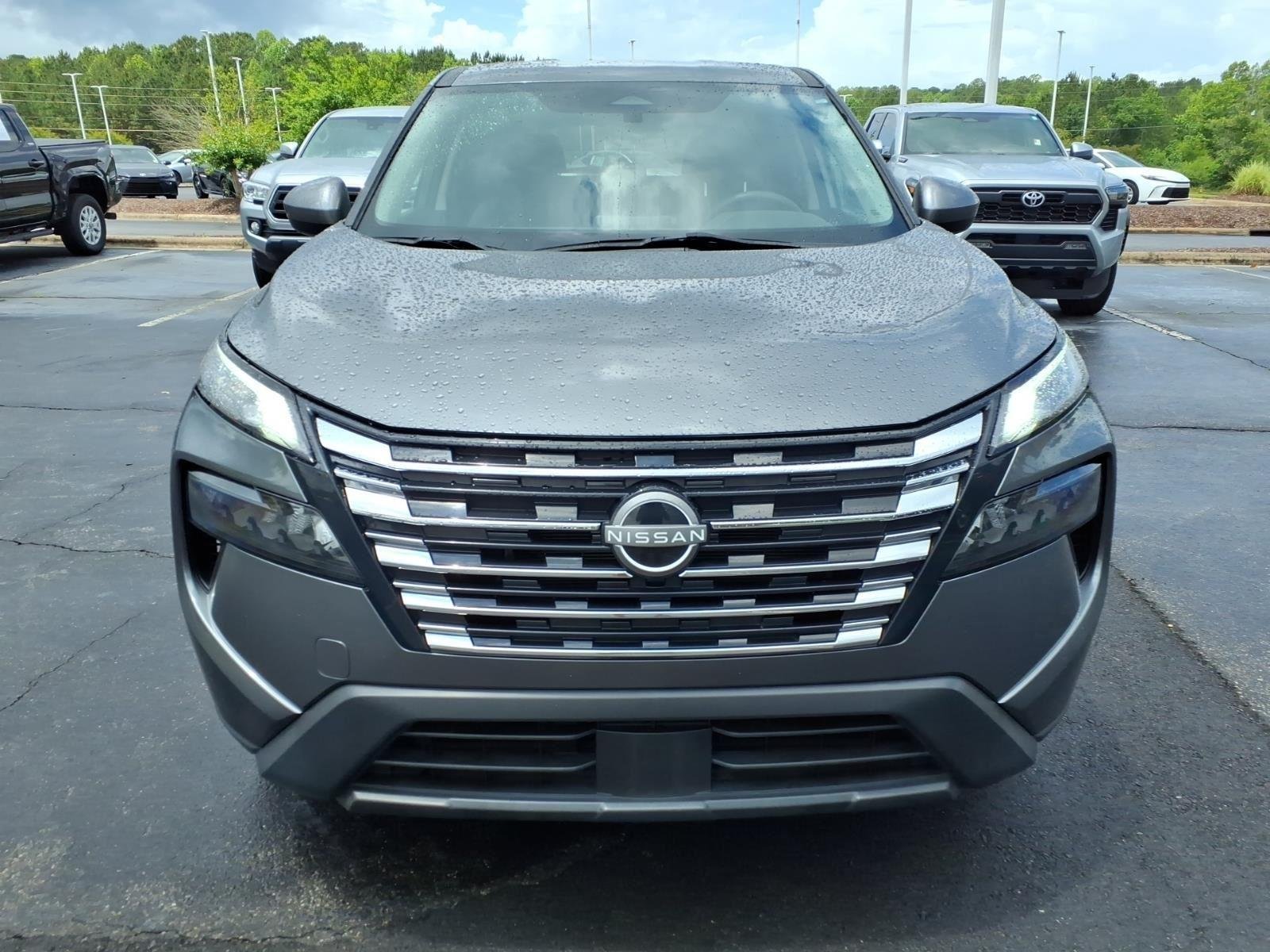 Used 2024 Gun Metallic Nissan SV image 8