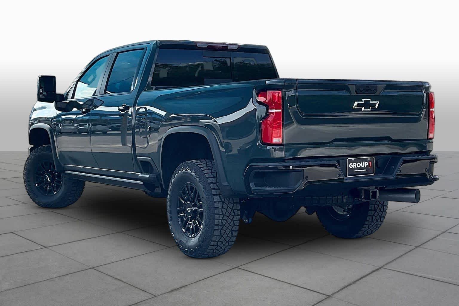 2026 Chevrolet Silverado 2500 HD ZR2 - Photo 12