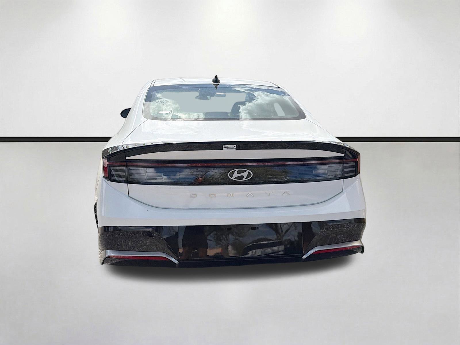 New 2026 Serenity White Hyundai SEL Sport image 34