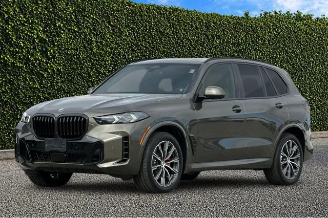 Used 2026 Green BMW xDrive40i image 8