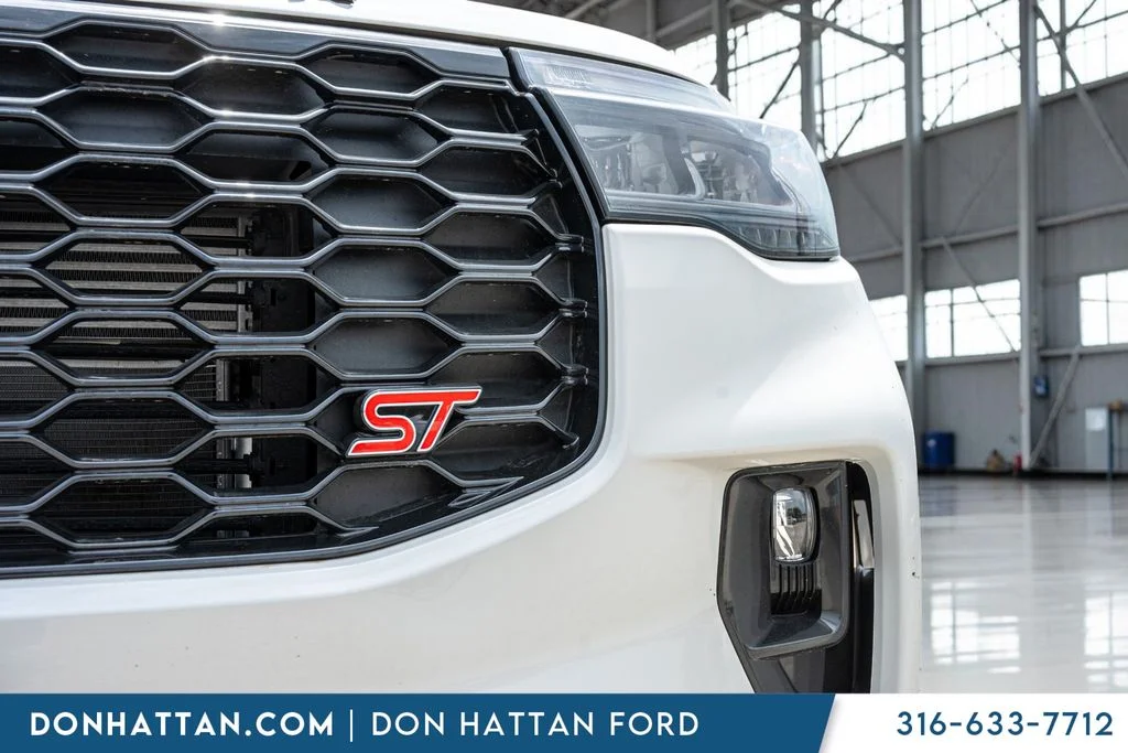 New 2026 Star White Metallic Tri-Coat Ford ST image 44