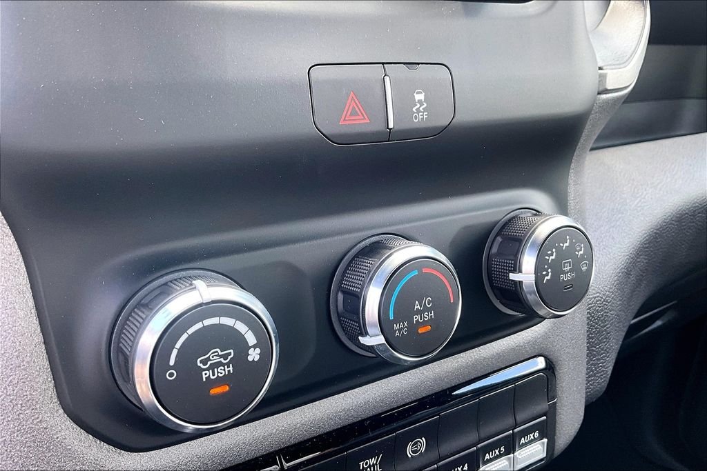 New 2024 Ram 3500 Tradesman 4D Crew Cab