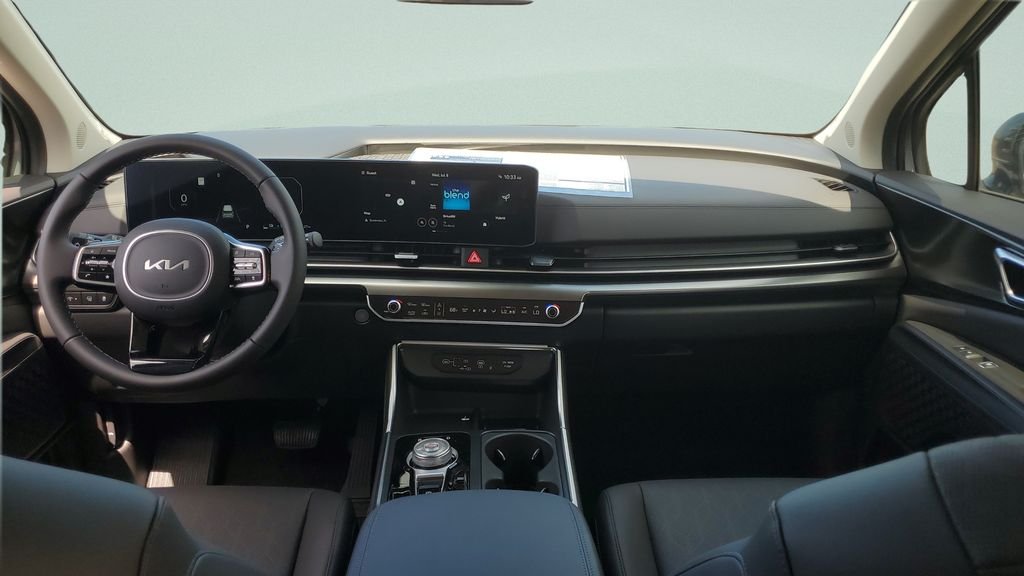 New 2026 Ceramic Silver Kia SX image 12