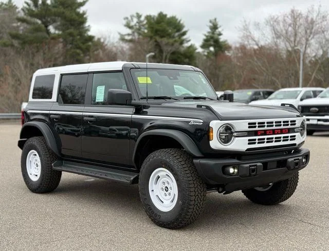 2026 Ford Bronco Heritage Edition 4x4's photo