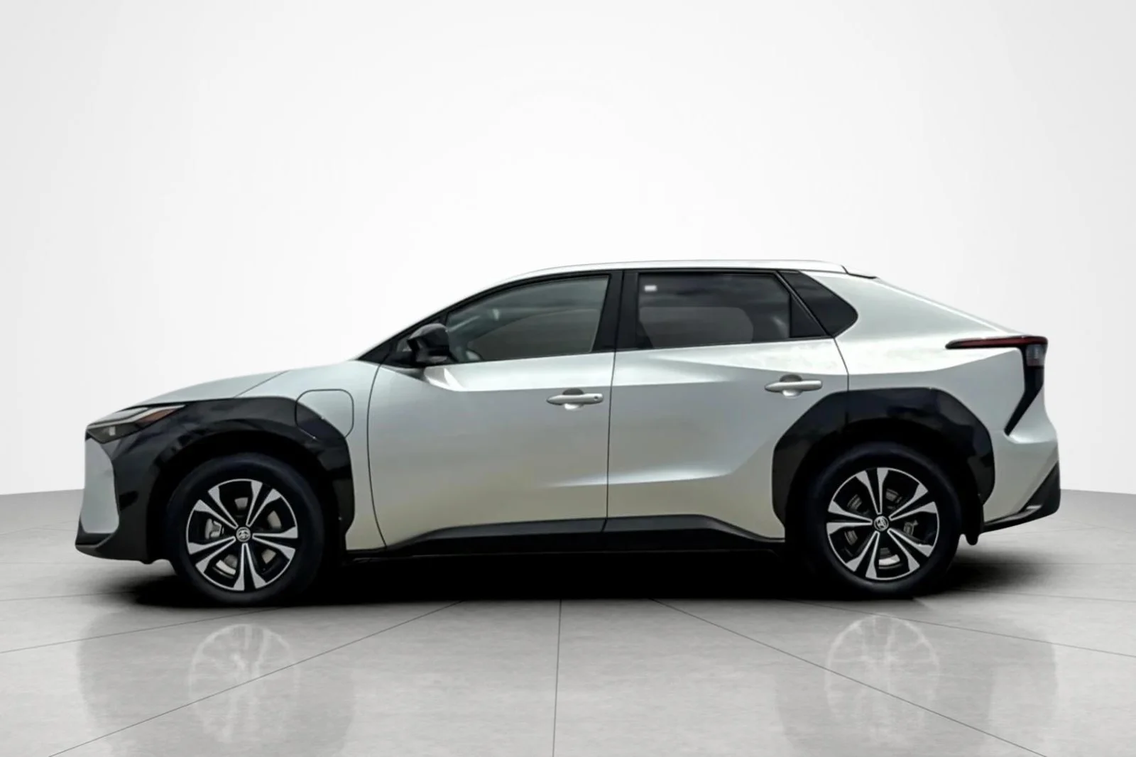 Certified Used 2024 SILVER METALLIC Toyota XLE image 2