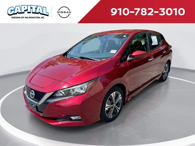 Used 2018 Red Nissan SV image 1