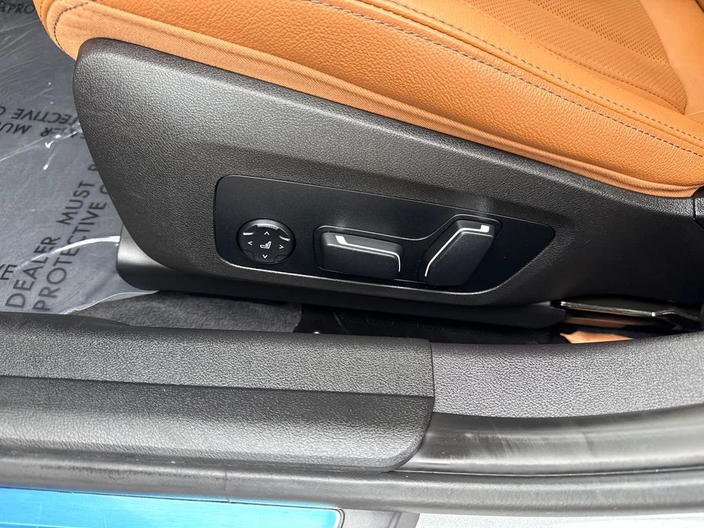 Used 2024 Gray BMW 330i image 20