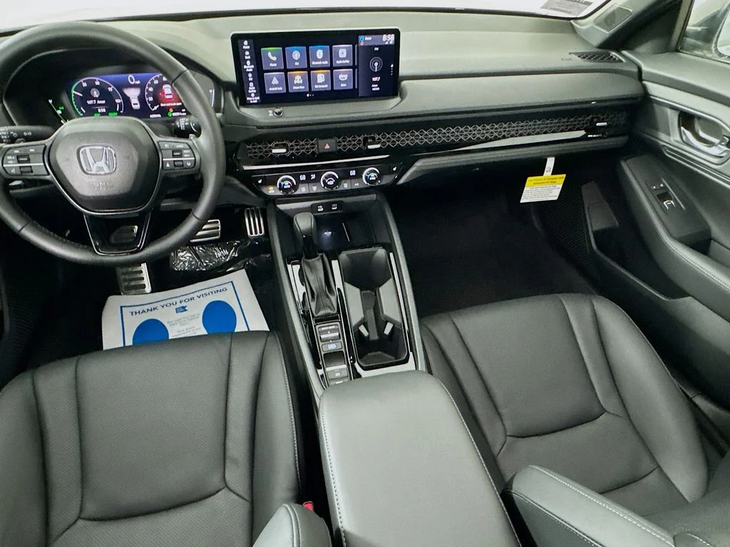 New 2026 Urban Gray Pearl Honda Sport-L image 32