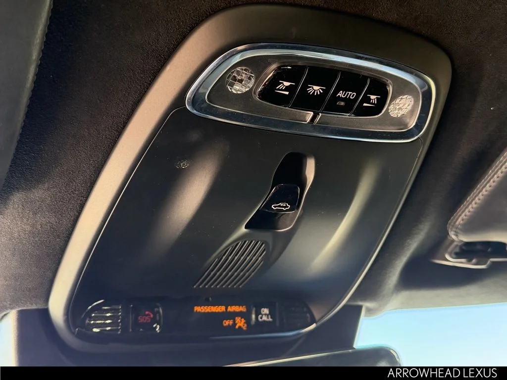 Used 2018 Gray Volvo T8 Inscription image 29
