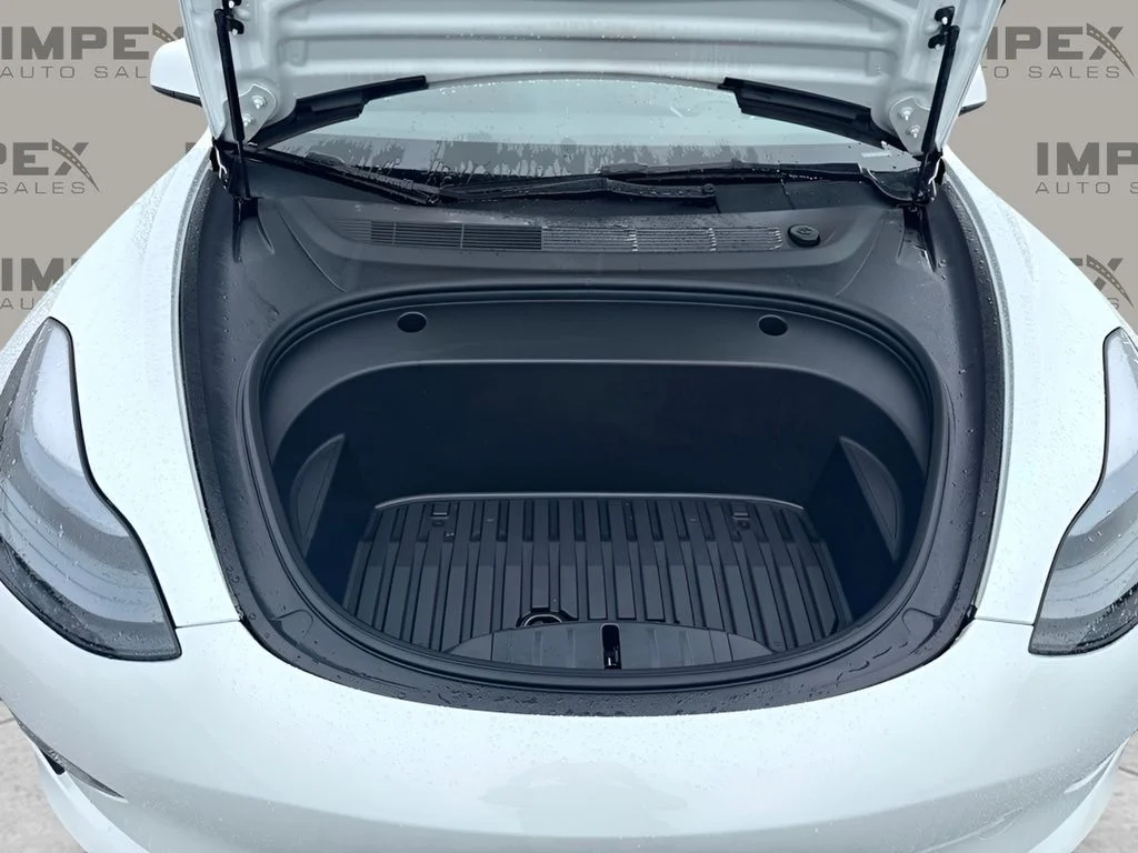 Used 2023 White Tesla Long Range image 21