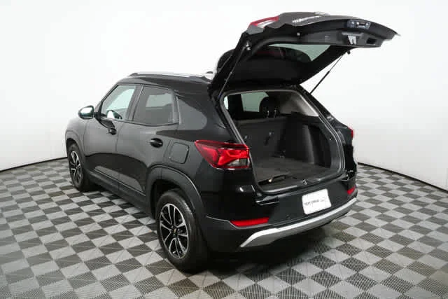 Used 2024 Mosaic Black Metallic Chevrolet LT image 22