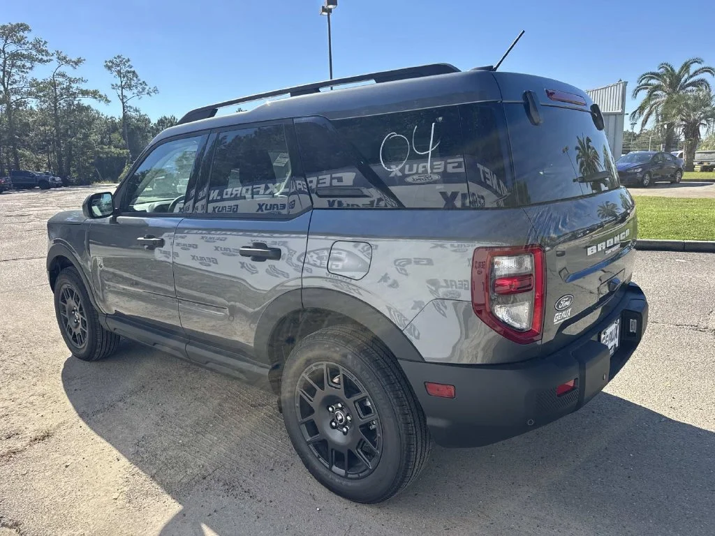 New 2026 Gray Ford Big Bend image 8
