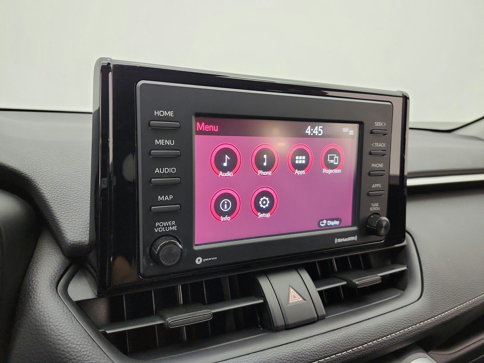 Used 2020 Midnight Black Metallic Toyota XLE FWD (Natl) image 9