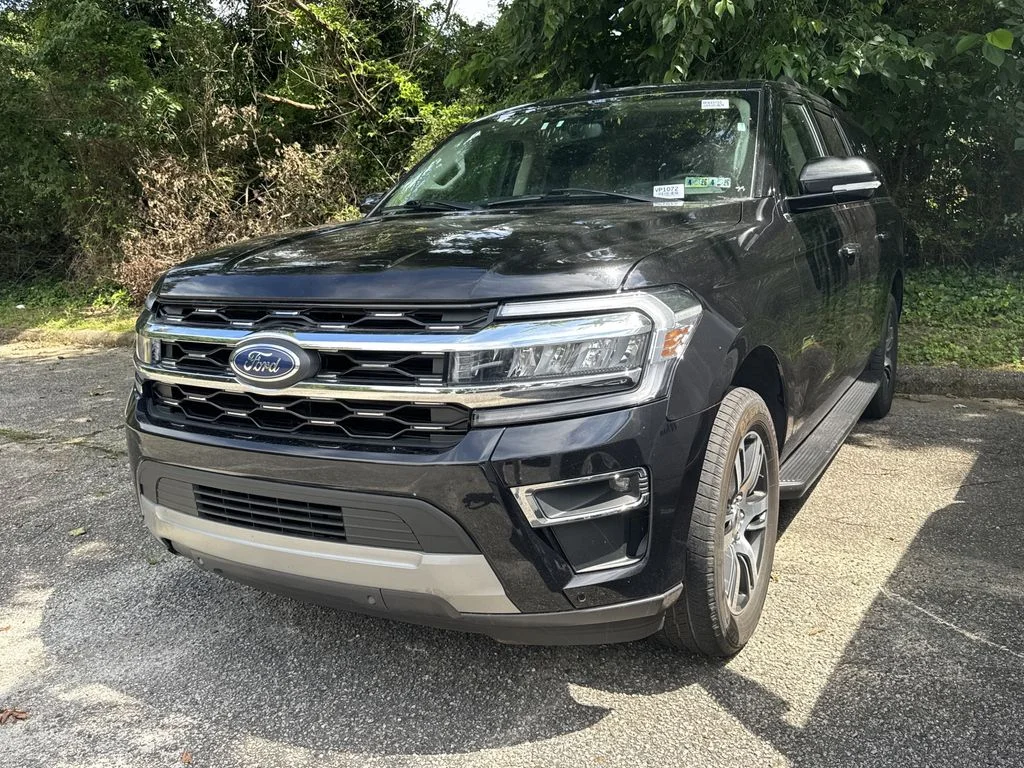 Used 2024 Black Ford Limited image 3