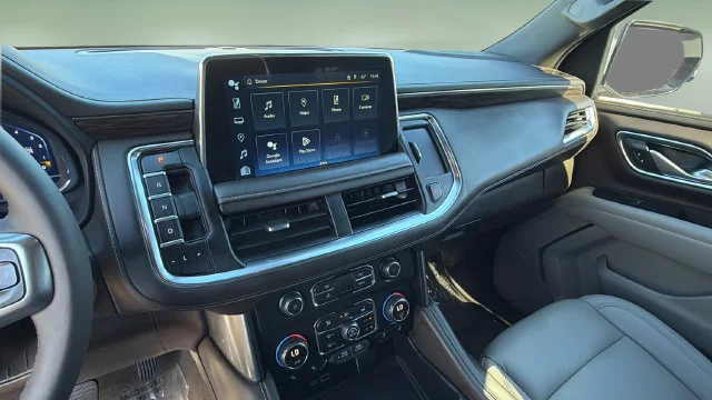 Used 2022 Beige Chevrolet Z71 image 27