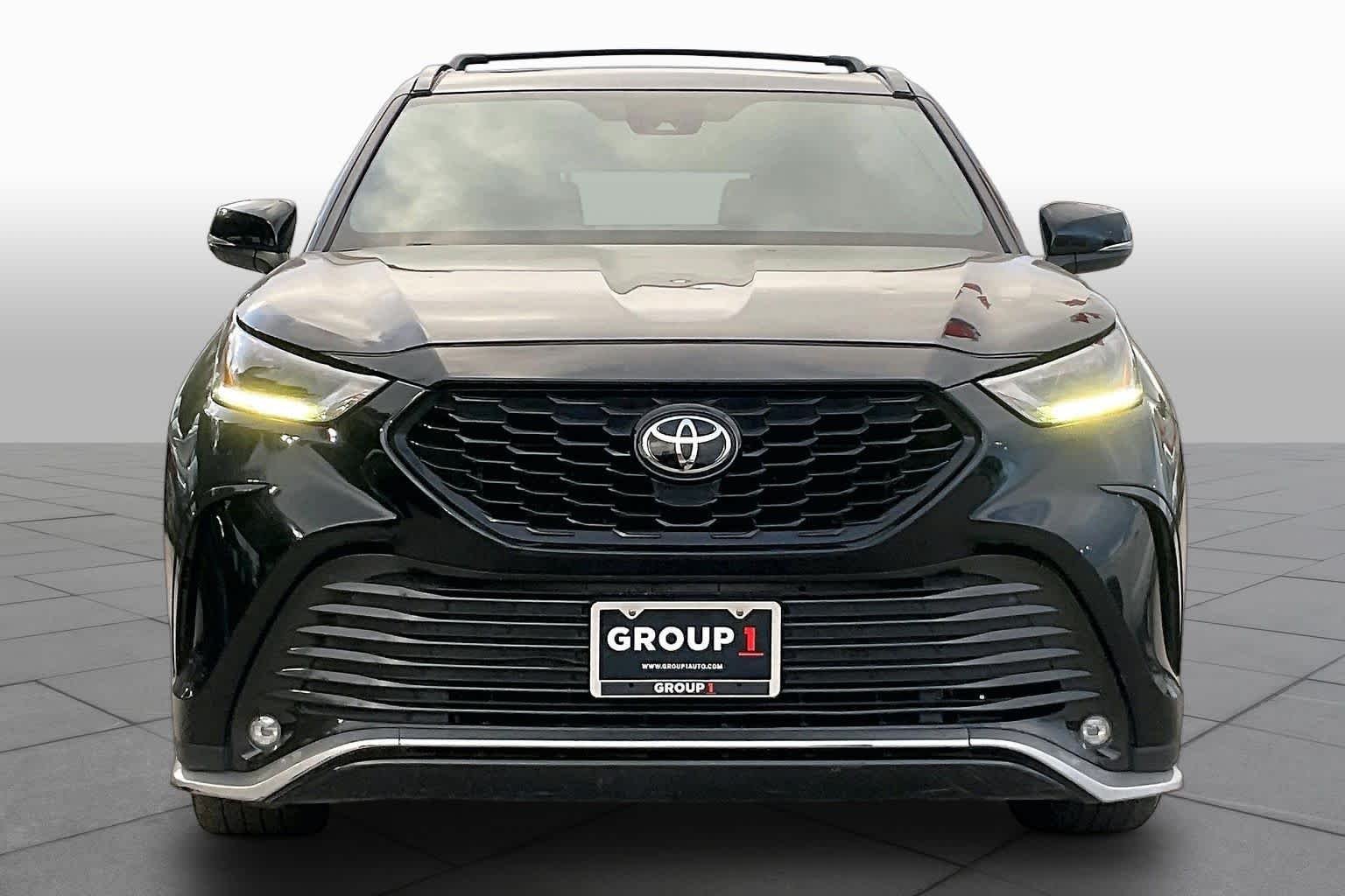 Used 2023 Midnight Black Metallic Toyota XSE image 4