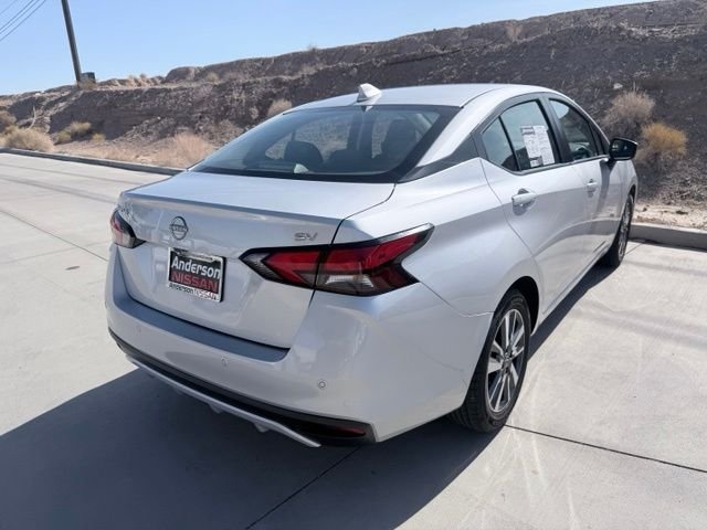 2024 Nissan Versa Sedan SV - Photo 8