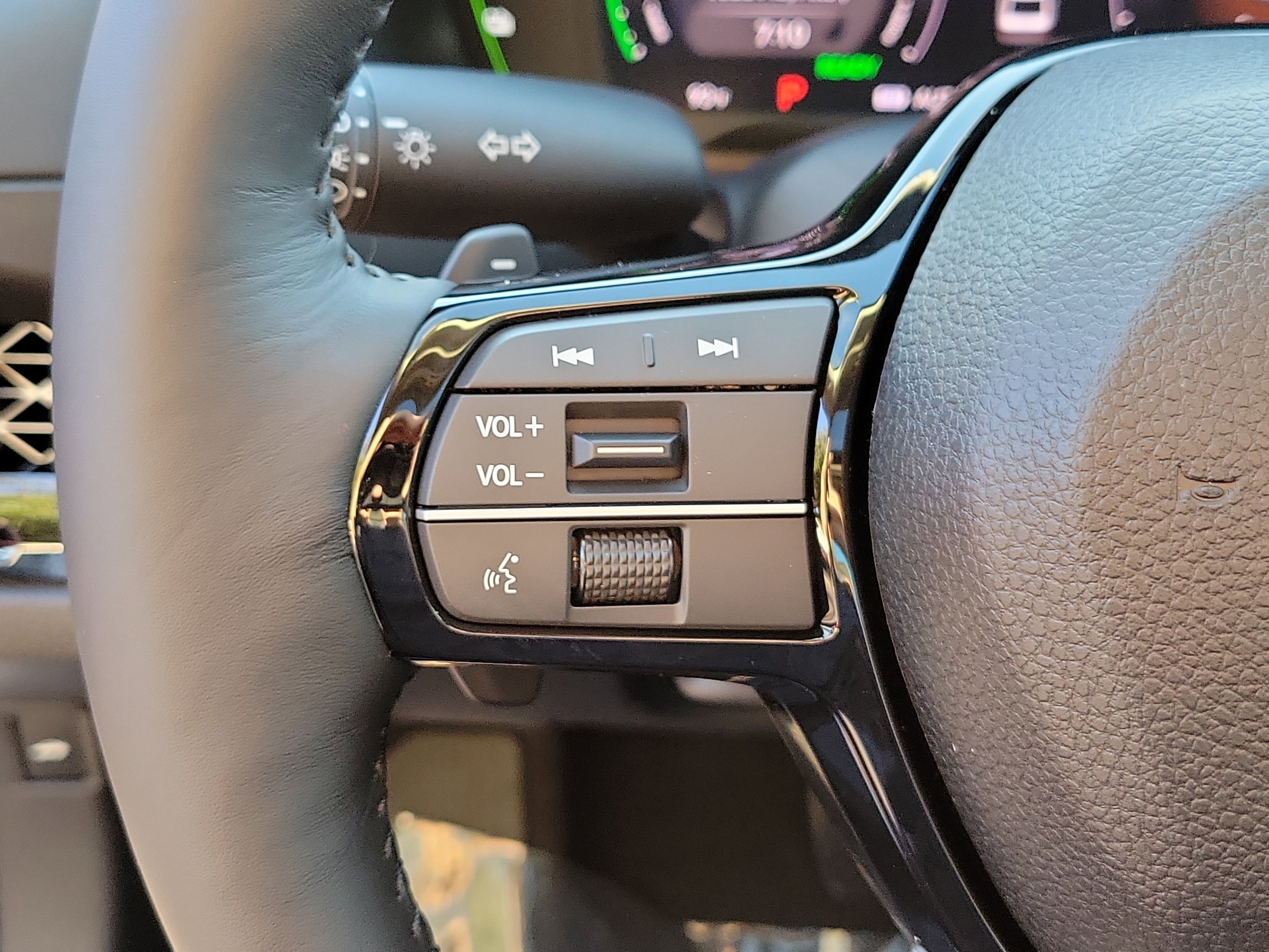 2026 Honda Accord Hybrid Touring - Photo 23
