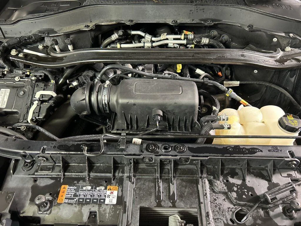 Used 2022 Black Metallic Ford ST-Line image 15
