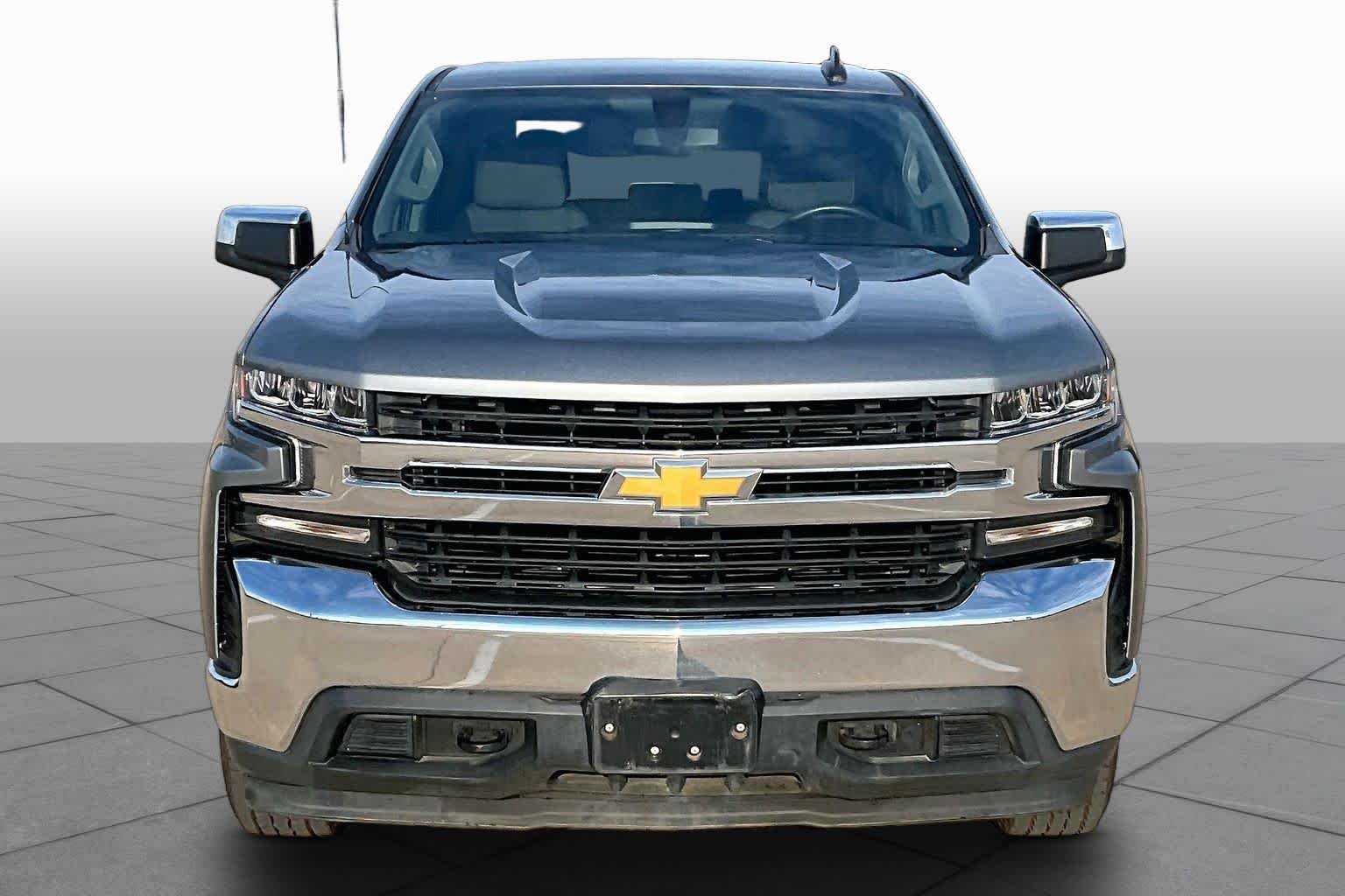 Used 2020 Satin Steel Metallic Chevrolet LT image 4