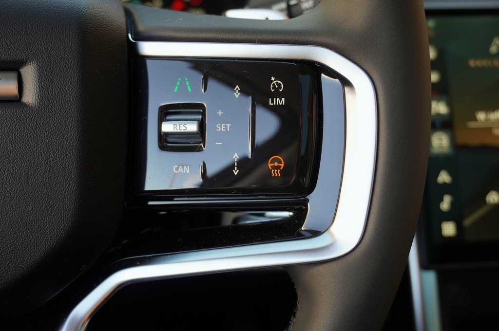 2025 LAND ROVER DISCOVERY SPORT - Image 16