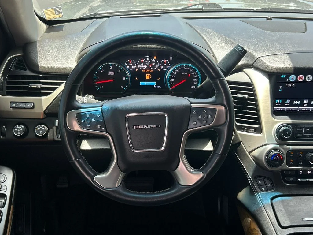 Used 2019 Gray GMC Denali image 27