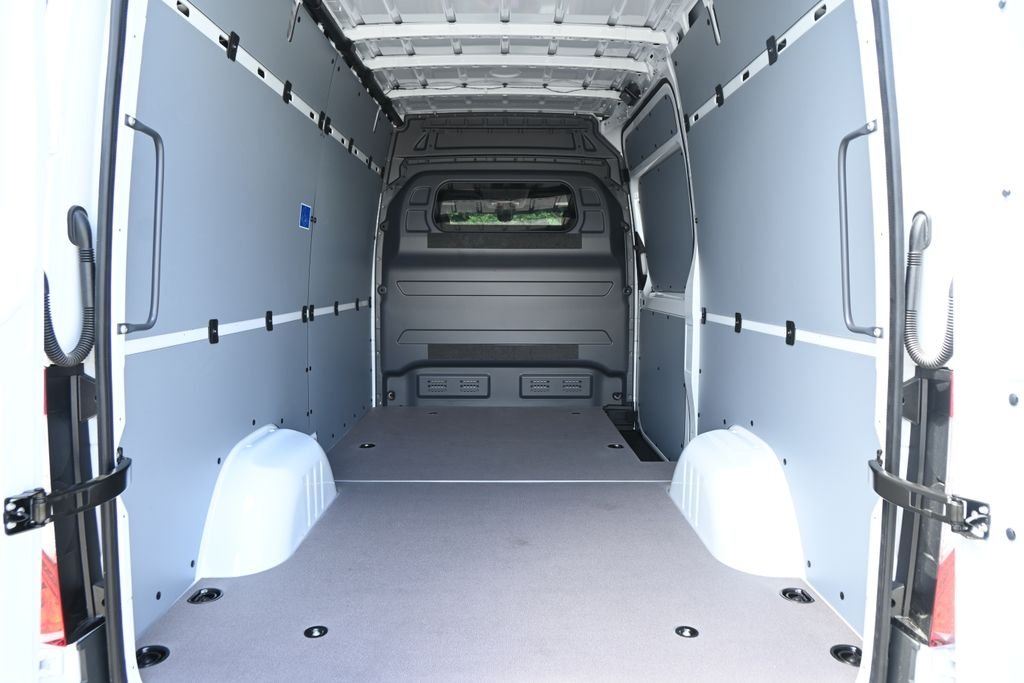 New 2026 Arctic White Mercedes-Benz Cargo 144 WB image 29