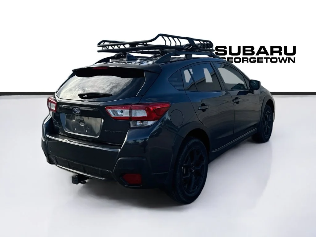 Used 2018 Gray Subaru 2.0i Premium image 7