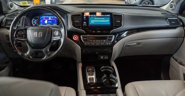 Used 2020 Gray Honda Touring image 20