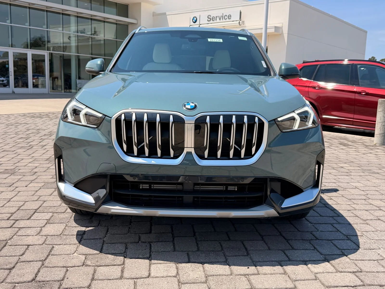 New 2026 Cape York Green Metallic BMW xDrive28i image 6
