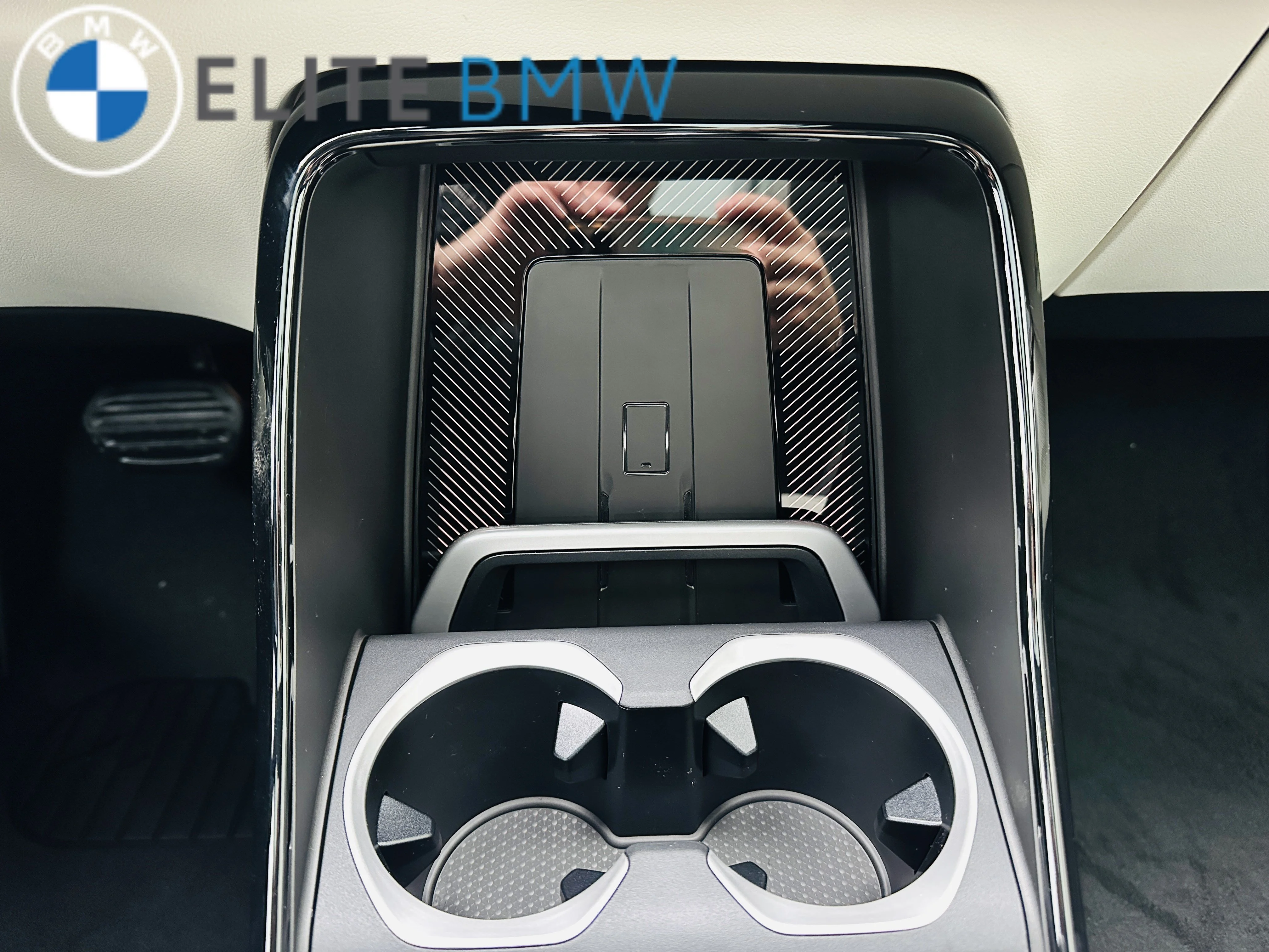 Used 2026 Dune Grey Metallic BMW xDrive28i image 24