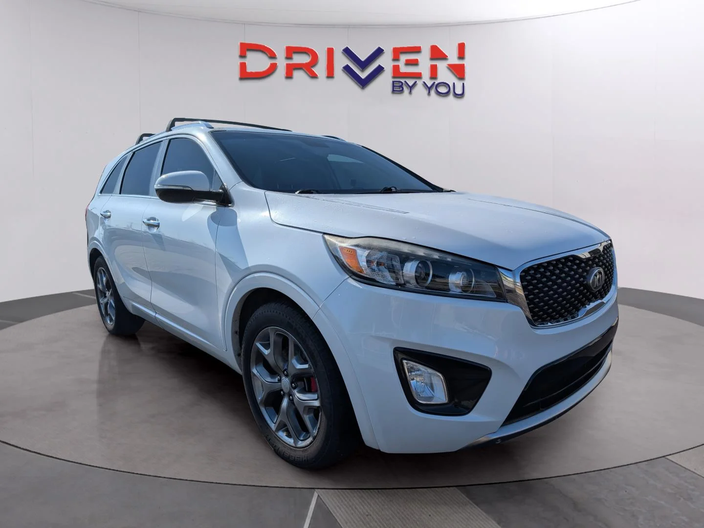 Used 2017 Snow White Pearl Kia SX V6 image 7