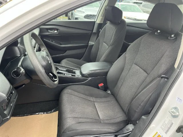 Used 2025  Honda LX image 16