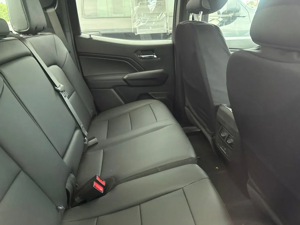 Used 2025 Gray Chevrolet LT image 10