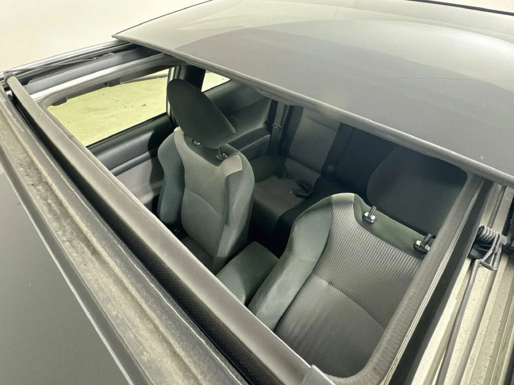Used 2014 Classic Silver Metallic Scion Base image 23