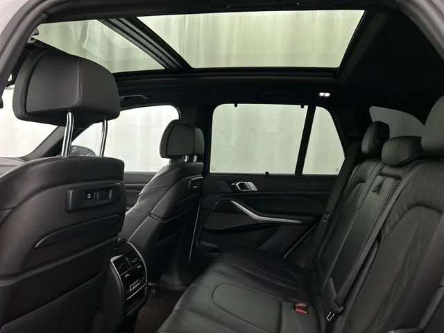 2022 BMW X5 M50i - Photo 28
