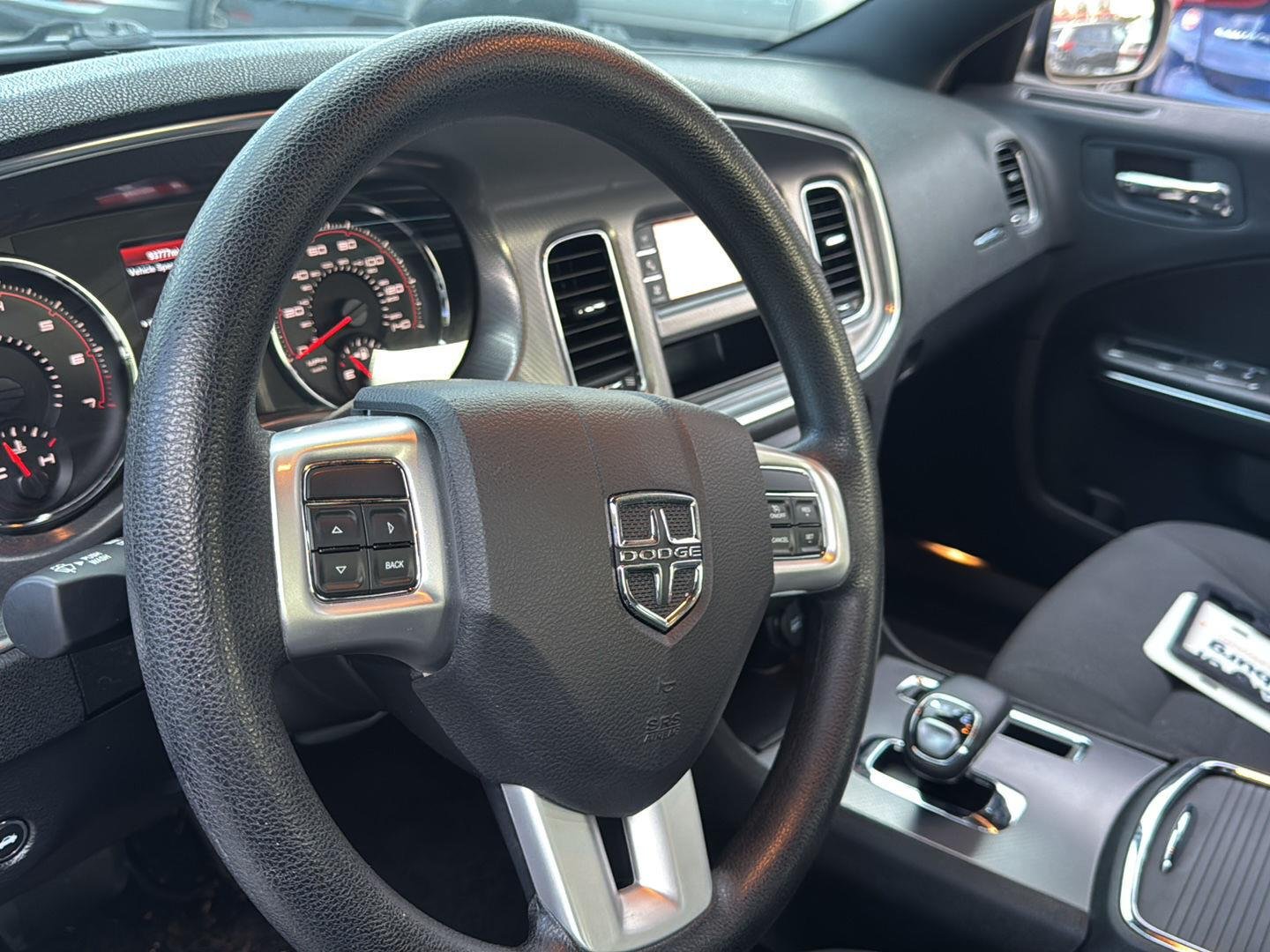 Used 2014 Jazz Blue Pearlcoat Dodge SE image 21