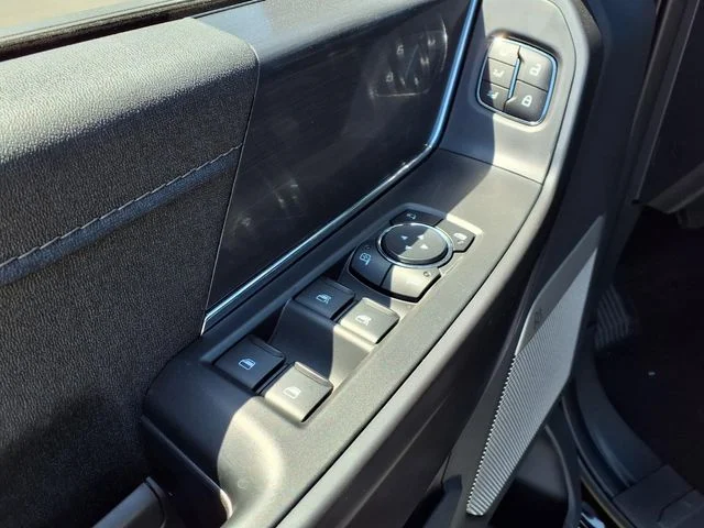 New 2026 Agate Black Metallic Ford Lariat® image 11