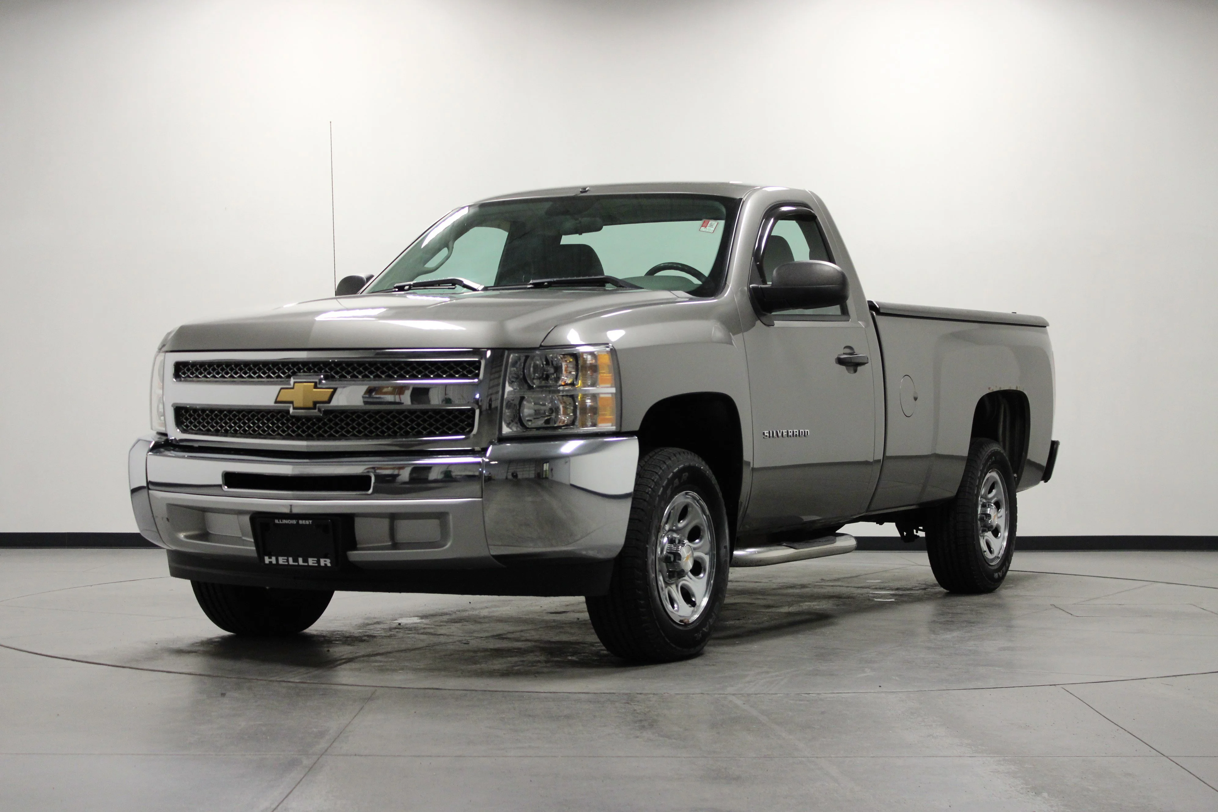 Used 2013 GRAYSTONE METALLIC Chevrolet Work Truck image 8