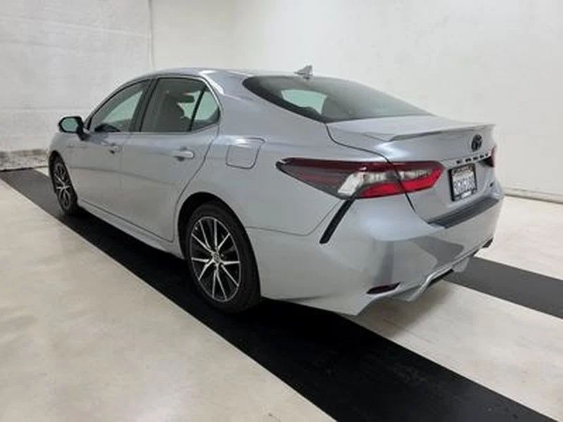 Used 2023 Silver Toyota SE image 6