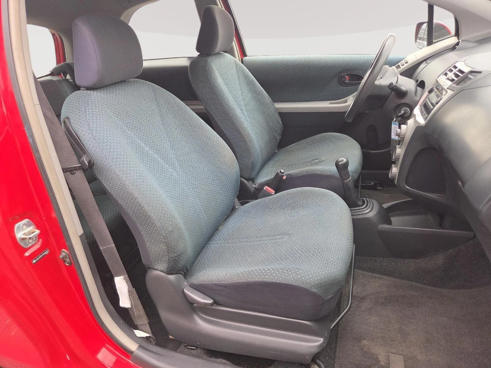 Used 2007 Absolutely Red Toyota Base image 21